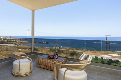 Deluxe Suite, Balcony, Sea View | Terrace/patio