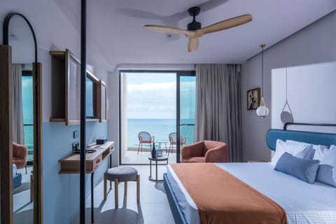 Double Room, Sea View | Hypo-allergenic bedding, desk, laptop workspace, blackout drapes