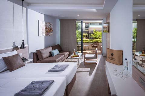 Double Room (Elegant) | Hypo-allergenic bedding, desk, laptop workspace, blackout drapes