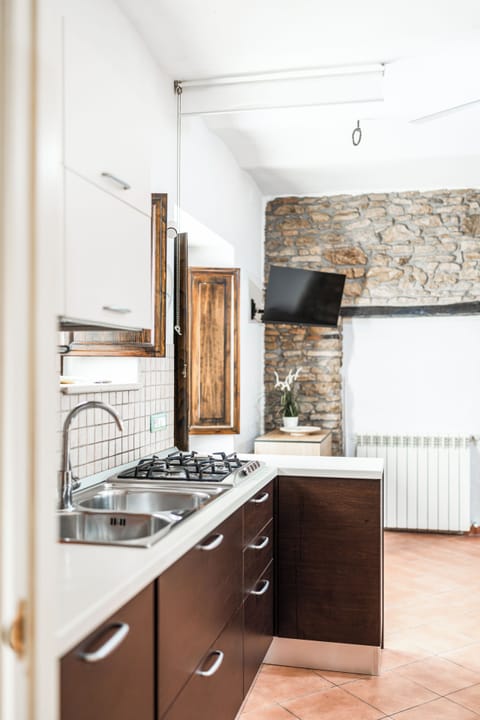 Condo | Private kitchen
