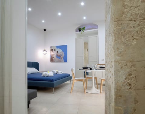 Deluxe Room, Park View | In-room safe, desk, laptop workspace, iron/ironing board (on request)