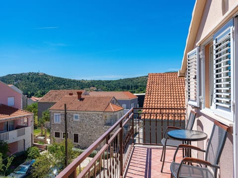Apartment (Two Bedroom Apartment with Terrace) | Balcony