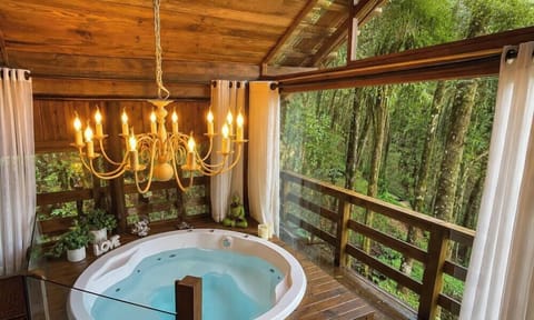 Private spa tub