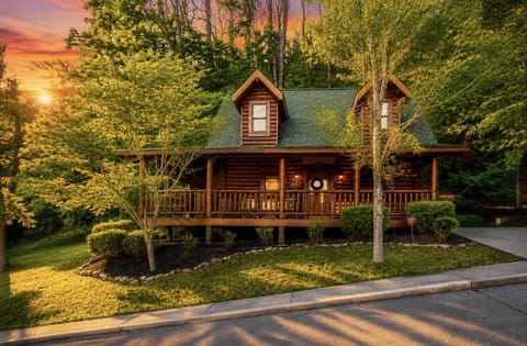Smoky Ridge Way Cabin