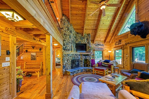 Cabin, Multiple Beds (The Last Cast) | Living area