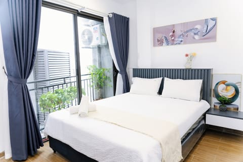 Apartment, Balcony | WiFi (free), bed sheets