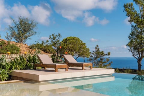 Amberoza Villas is a complex comprised of four meticulously crafted villas.