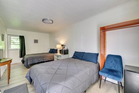 Schroon Lake Vacation Rental | Studio | 1BA | 500 Sq Ft