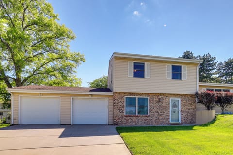 Omaha Vacation Rental | 4BR | 2.5BA | 1,731 Sq Ft