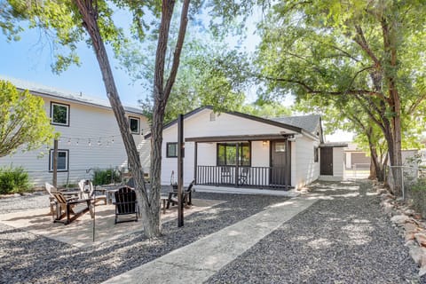 Prescott Vacation Rental | 3BR | 2BA | 1,036 Sq Ft | 2 Steps for Access