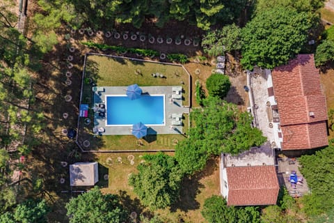 Family House, 3 Bedrooms, Refrigerator & Microwave (Pool & Garden House Jaga) | Exterior