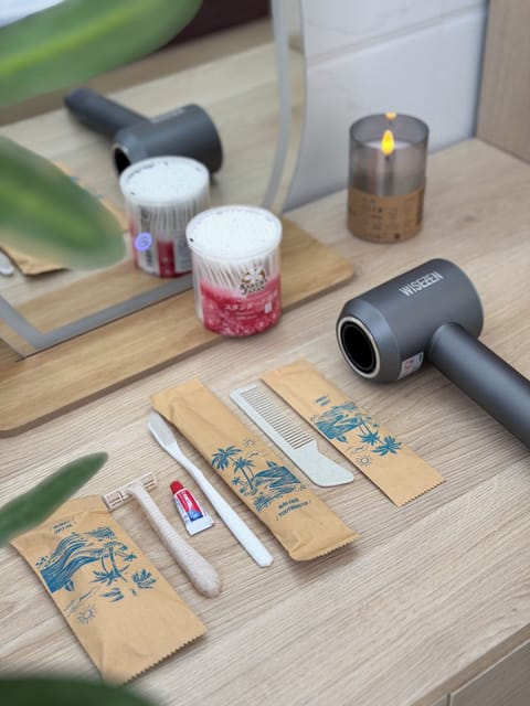 Bathroom amenities