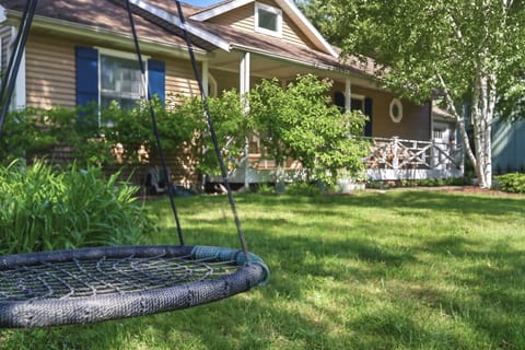 Welcome To Blossom Lake House!