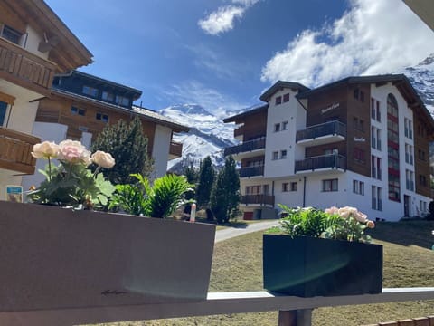Apartment, Mountain Village, Balcony, Hotel, Alps