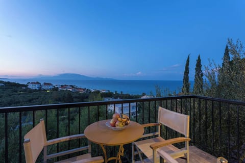 House, 1 Bedroom, Smoking, Fireplace | Balcony