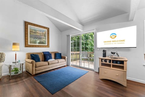 Condo, Multiple Beds, Golf View (Eagle's View) | Living area