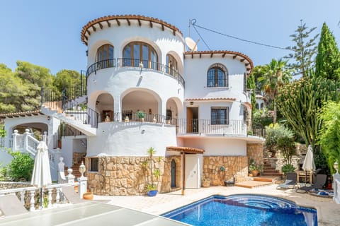 Viilla Monza - 1