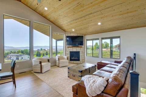 Garden City Vacation Rental | 4BR | 4BA | 2,400 Sq Ft