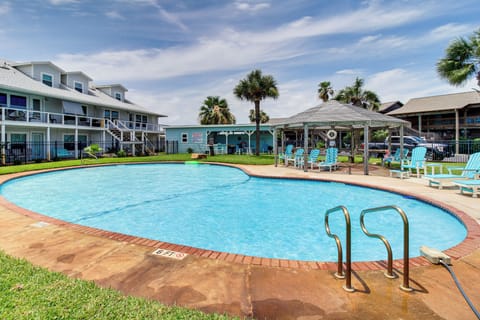 Rockport Vacation Rental | 3BR | 3BA | 1,378 Sq Ft