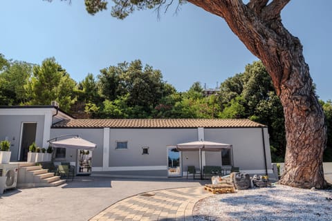 Room, Patio, Sea View | Exterior