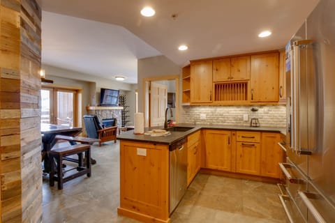 Floor, Flooring, Indoors, Hardwood, Kitchen