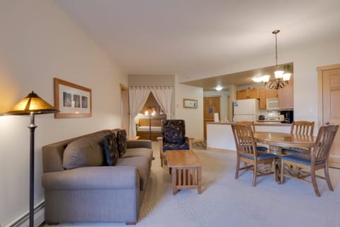 Furniture, Indoors, Living Room, Couch, Table