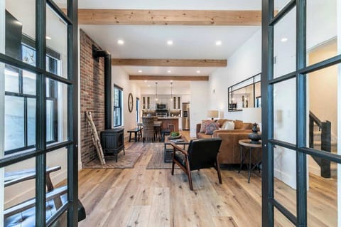 Interior Entryway