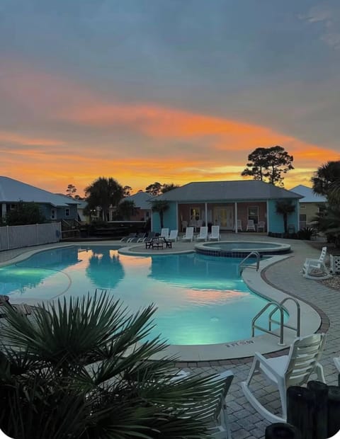 House, 3 Bedrooms, Smoking, Patio | Pool | Outdoor pool