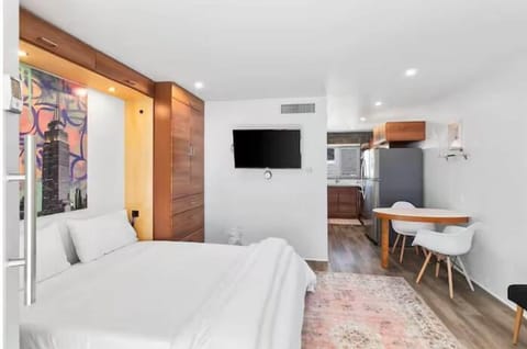 Comfort Apartment | Iron/ironing board, WiFi (free)