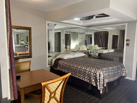 Romantic Room | Individually furnished, iron/ironing board, free WiFi, bed sheets