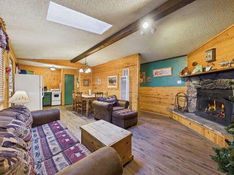 Riverway | Premium bedding, individually decorated, individually furnished