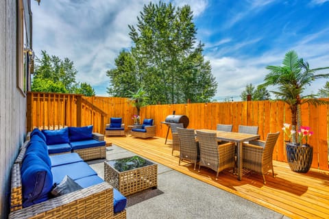 House (3 Bedrooms) | Front of property