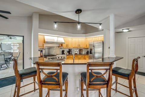 House (3 Bedrooms) | Interior