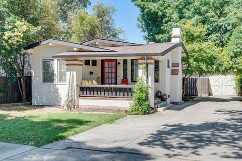 House (2 Bedrooms) | Front of property