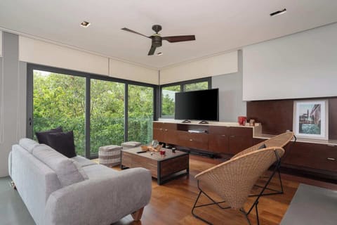 En el sitio,Area de estar,Área para café / té,Área y comodidades,Detalle decorativo,Sala de Estar,TV y multimedia,Ubicación,Vista (de la propiedad / habitación)