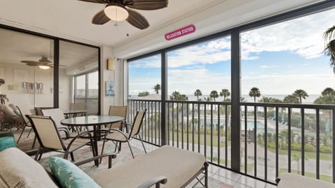 Welcome to Caper Beach Club 313!