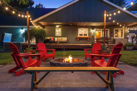 Gather around the fire under Idaho skies.
