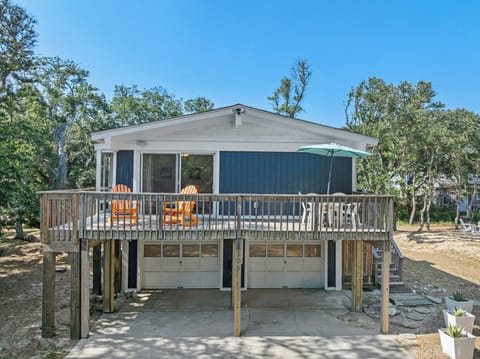DU811: Sugar Shack | Exterior View