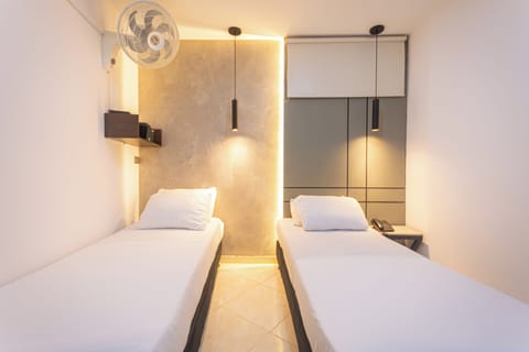 Standard Double Room | Minibar, WiFi (free), individually decorated, individually furnished
