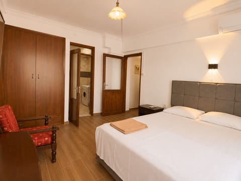 Family Quadruple Room, Beach View, Beachside | Desk, laptop workspace, free WiFi