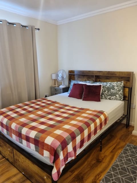 Designated work space in bedroom 