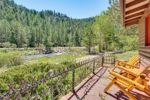Drake Vacation Rental | 2BR | 1BA | 798 Sq Ft