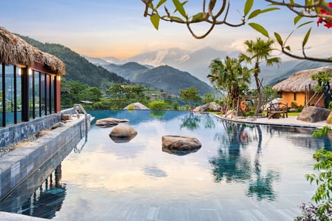 Indoor pool, outdoor pool
