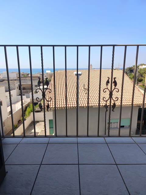 Junior Suite, Balcony, Partial Ocean View | In-room safe, blackout drapes, iron/ironing board, free WiFi