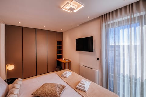 Villa, City View | In-room safe, blackout drapes, soundproofing, iron/ironing board