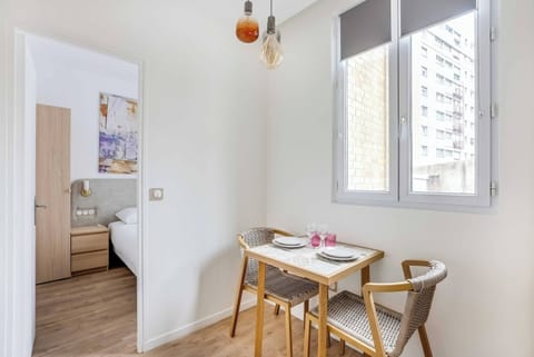 Apartment | Dining
