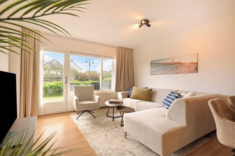 Apartment | Living room
