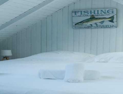 House | 1 bedroom, bed sheets