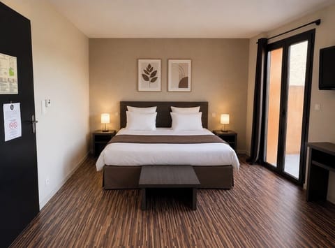 Deluxe Double Room, Courtyard View | Free WiFi