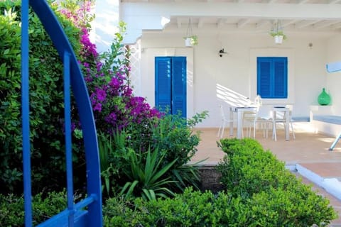 Apartment, 2 Bedrooms | Outdoor dining